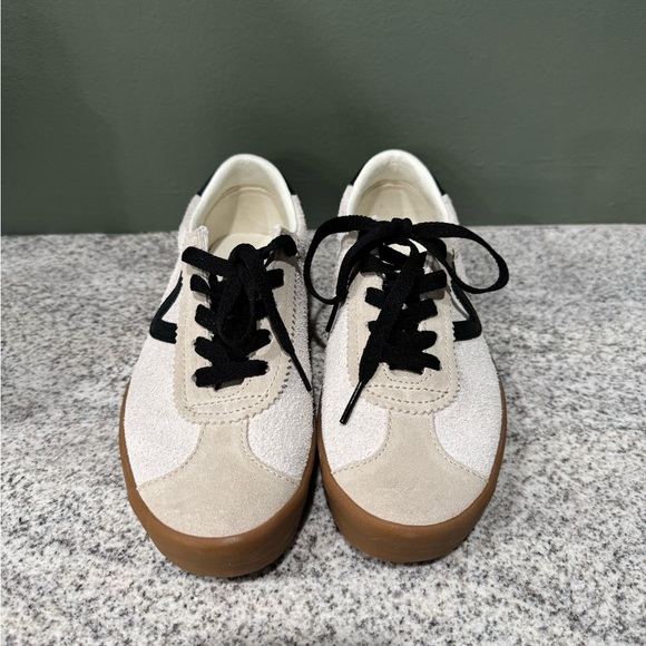 Vans sport low shoe marshmallow white (men’s 4.5 / women’s 6) worn once - Picture 5 of 10